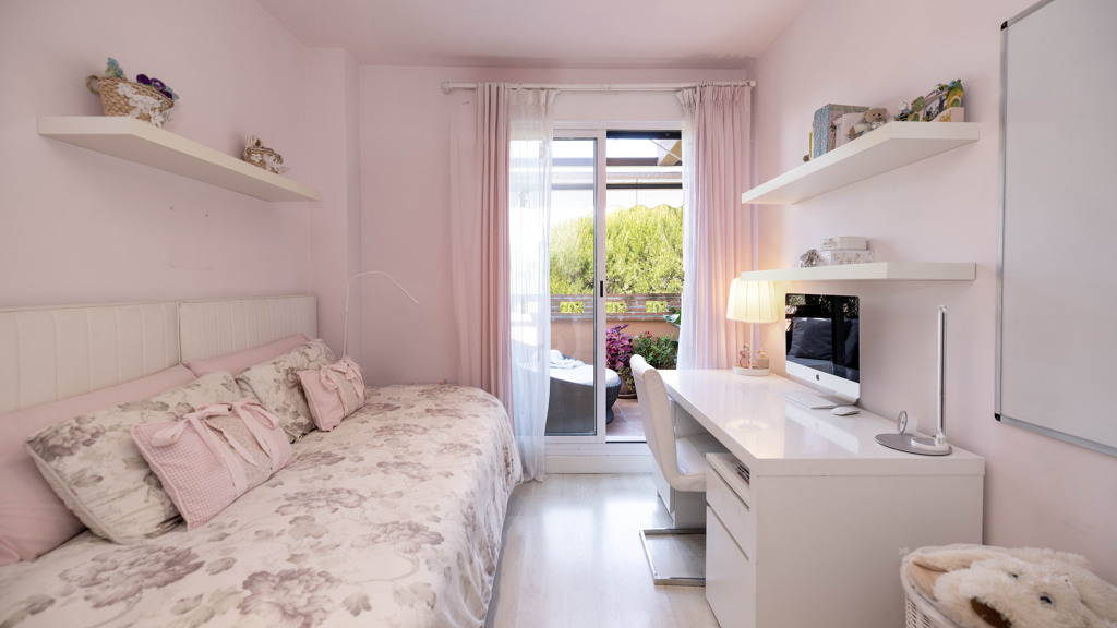 Huoneisto Marbella, Malaga, Espanja 3 makuuhuonetta, 128 m2 No. 166187