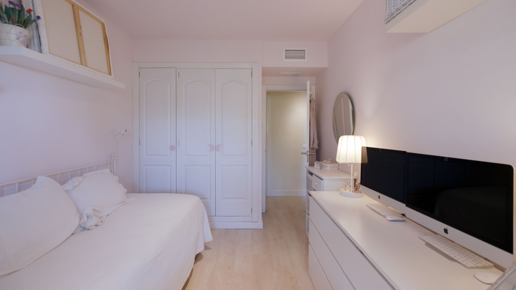 Huoneisto Marbella, Malaga, Espanja 3 makuuhuonetta, 128 m2 No. 166187