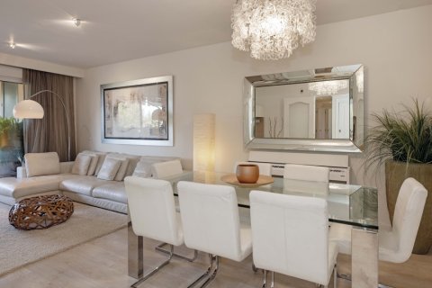 Apartamento en Marbella, Málaga, España 3 dormitorios, 128 m2 No. 166187