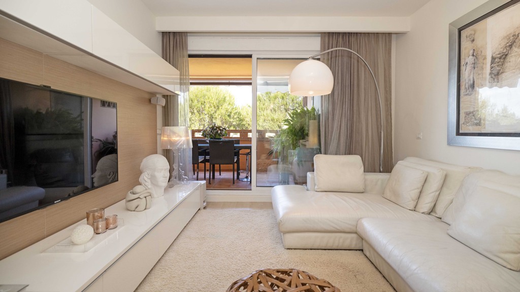 Huoneisto Marbella, Malaga, Espanja 3 makuuhuonetta, 128 m2 No. 166187
