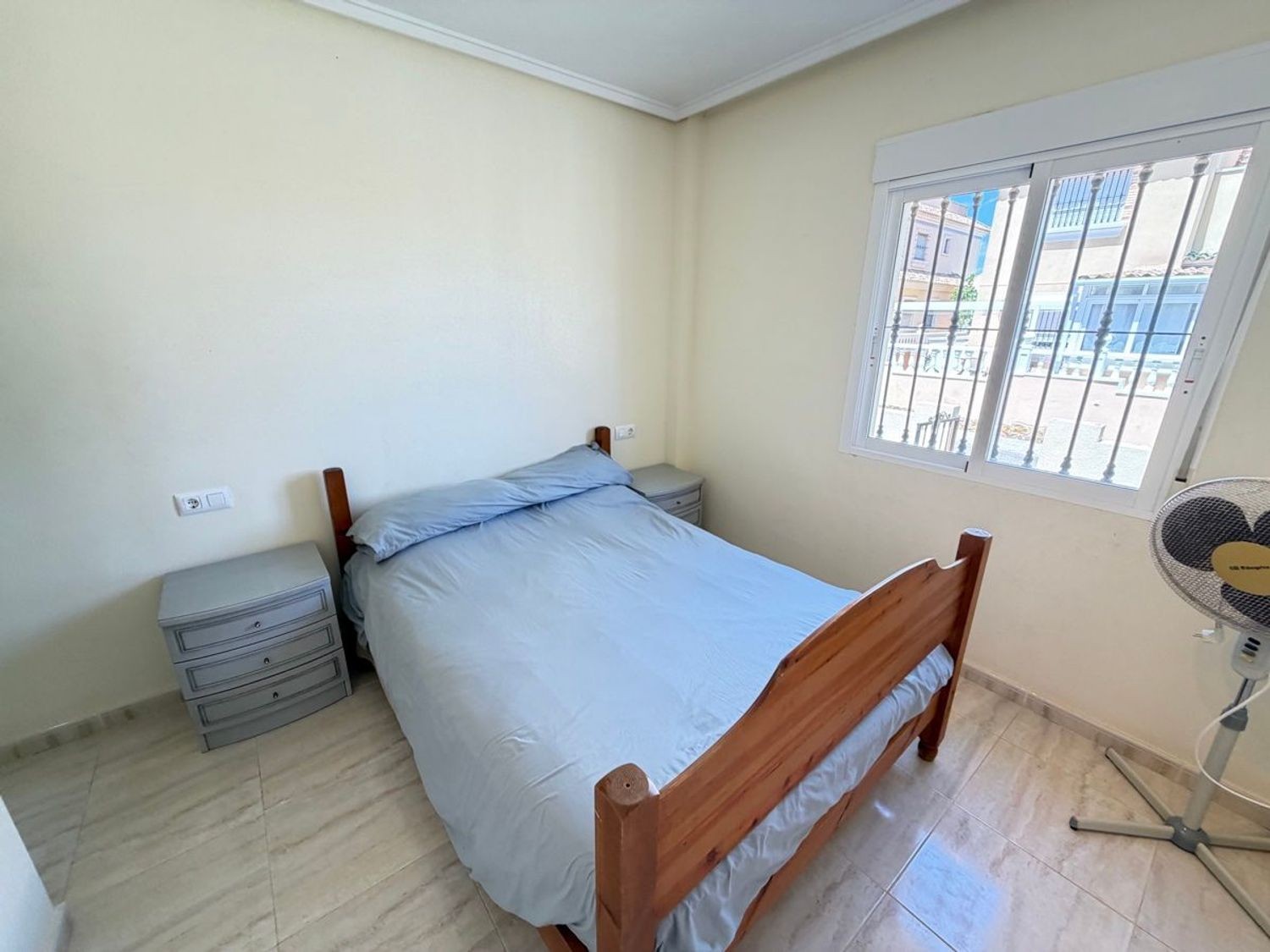 Huoneisto Los Dolses, Alicante, Espanja 2 makuuhuonetta, 80 m2 No. 181145