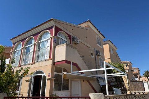 Apartamento en La Regia, Alicante, España 3 dormitorios, 75 m2 No. 181146