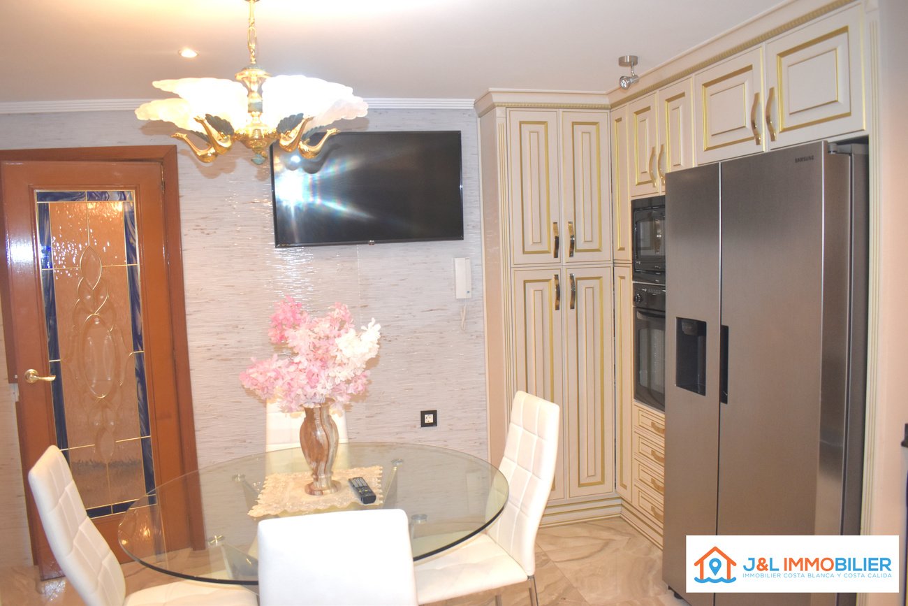 Apartment à Alicante, Espagne 3 chambres, 167 m2 No. 196448