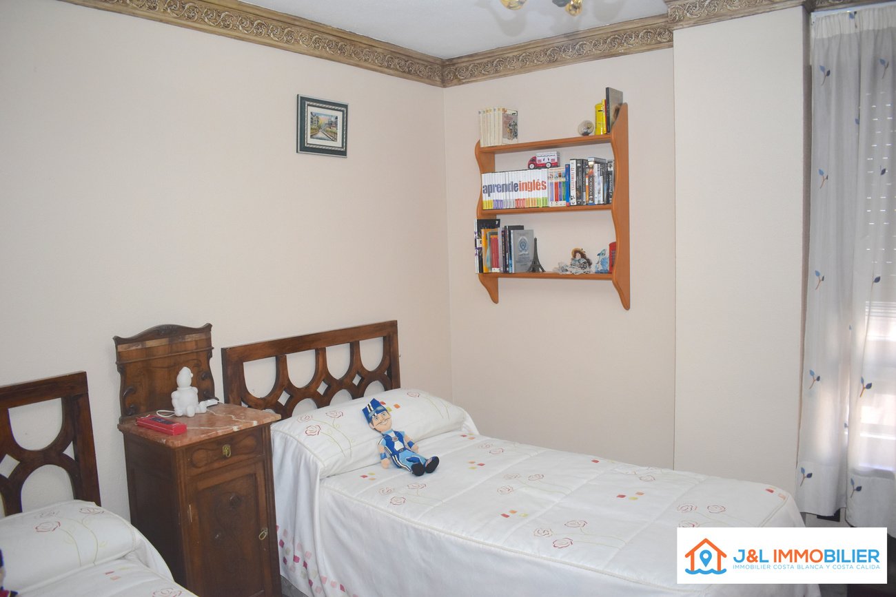 Apartment à Alicante, Espagne 3 chambres, 167 m2 No. 196448
