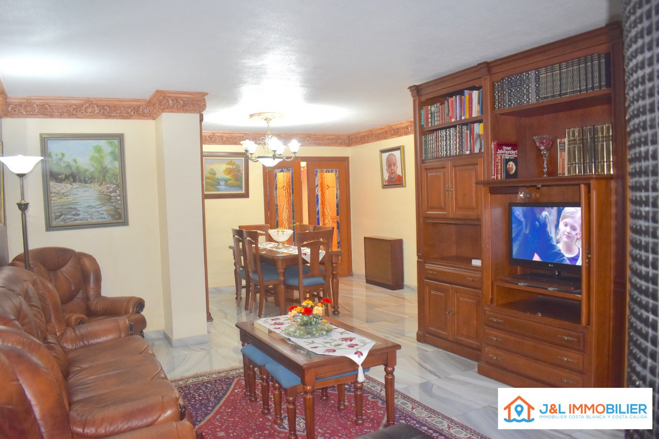 Apartment à Alicante, Espagne 3 chambres, 167 m2 No. 196448