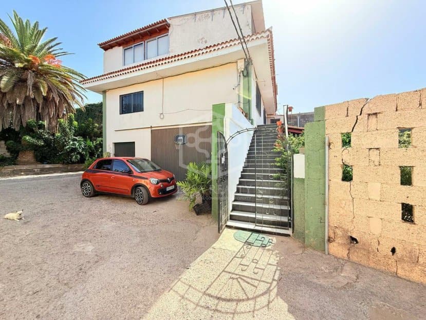 House à Arona, Tenerife, Espagne No. 139100