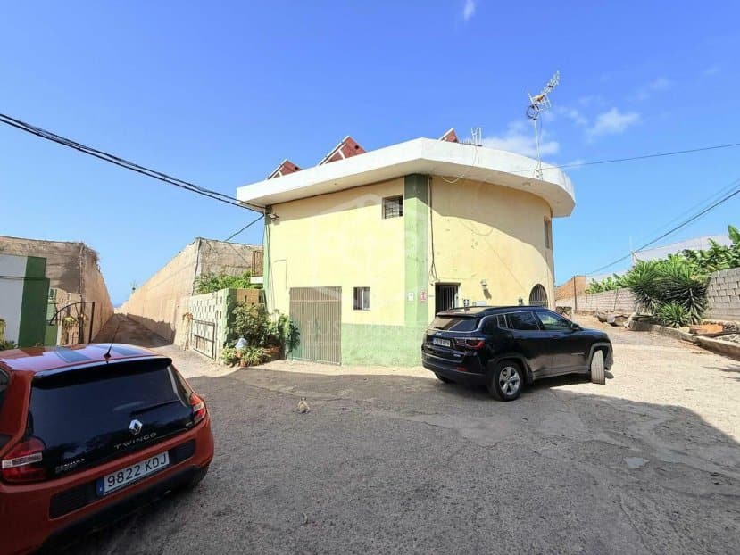 House à Arona, Tenerife, Espagne No. 139100