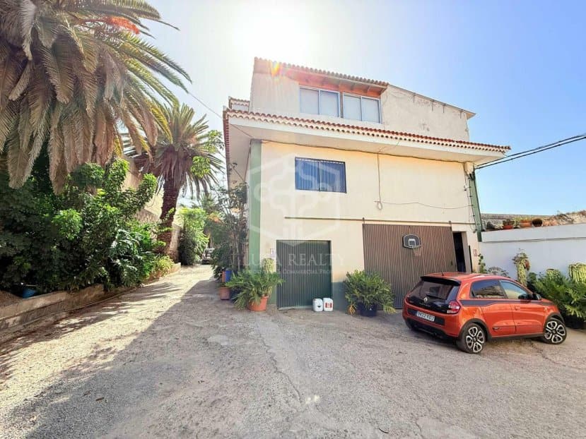 House à Arona, Tenerife, Espagne No. 139100
