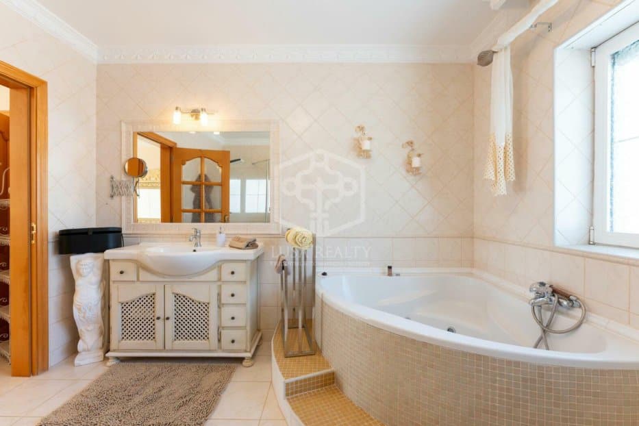 Villa in Adeje, Tenerife, Spanien 11 Schlafzimmer, 769 m2 Nr. 139101