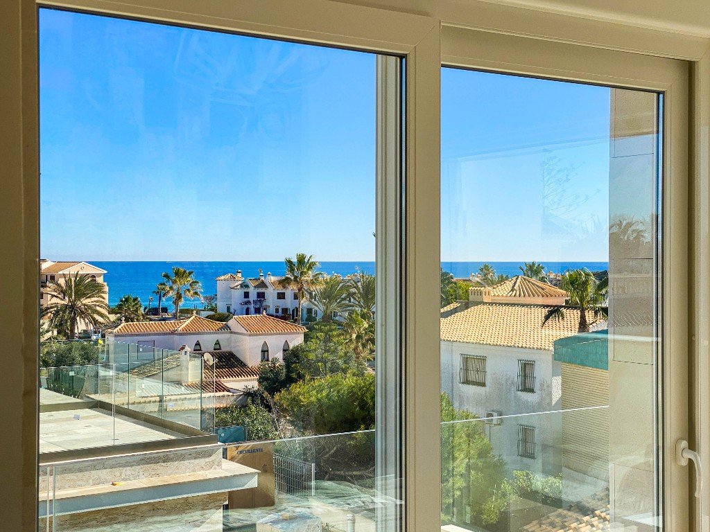 Villa La Zenia, Alicante, Spānijā 4 istabas, 307 m2 Nr. 144812