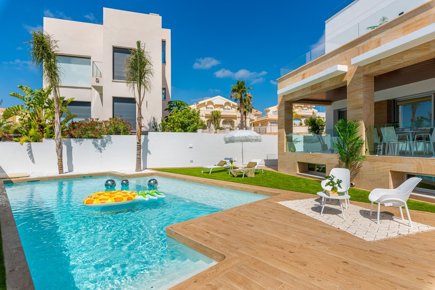 Villa en Ciudad Quesada, Alicante, España 4 dormitorios, 244 m2 No. 164151