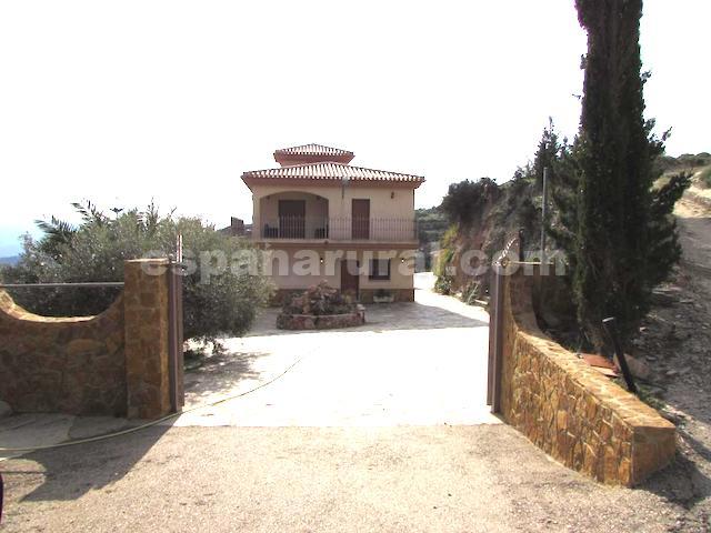 Villa i Bedar, Almeria, Spanien 7 sovrum, 500 kvm. Nr. 78033