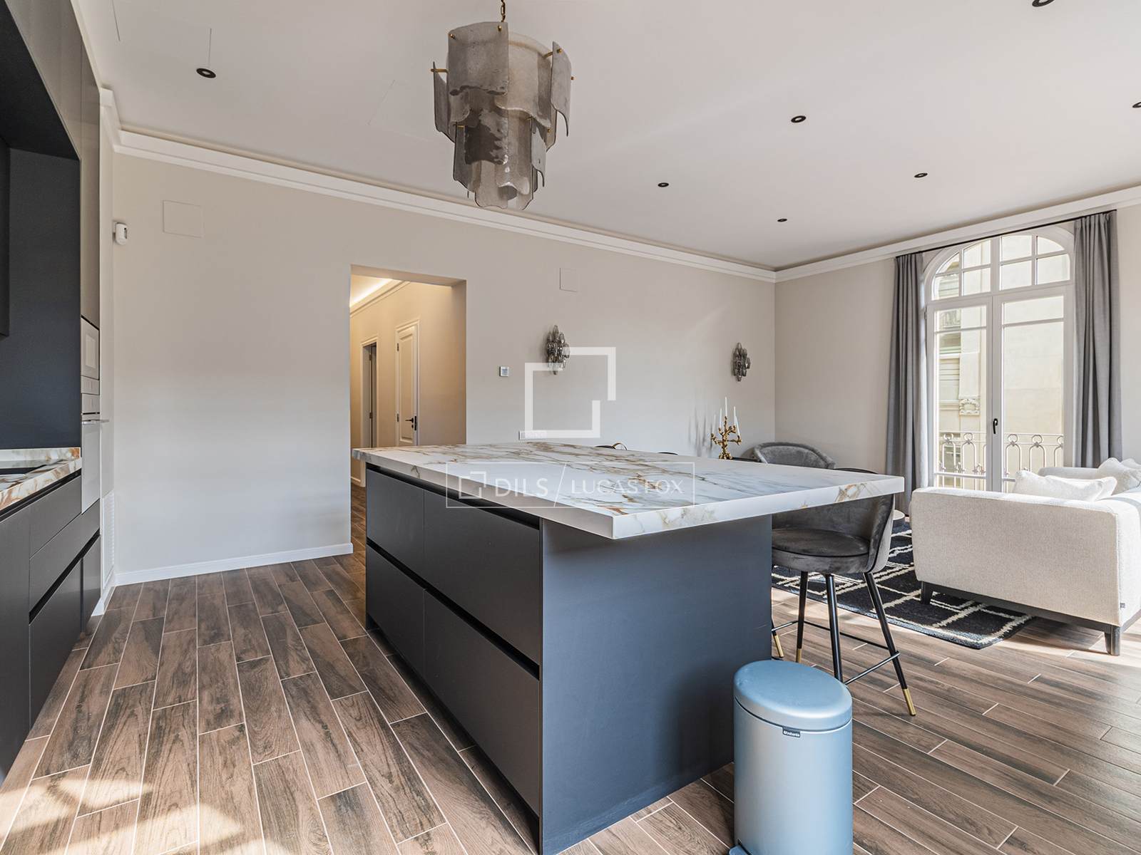 Wohnung in Barcelona, Spanien 3 Schlafzimmer, 119 m2 Nr. 164883