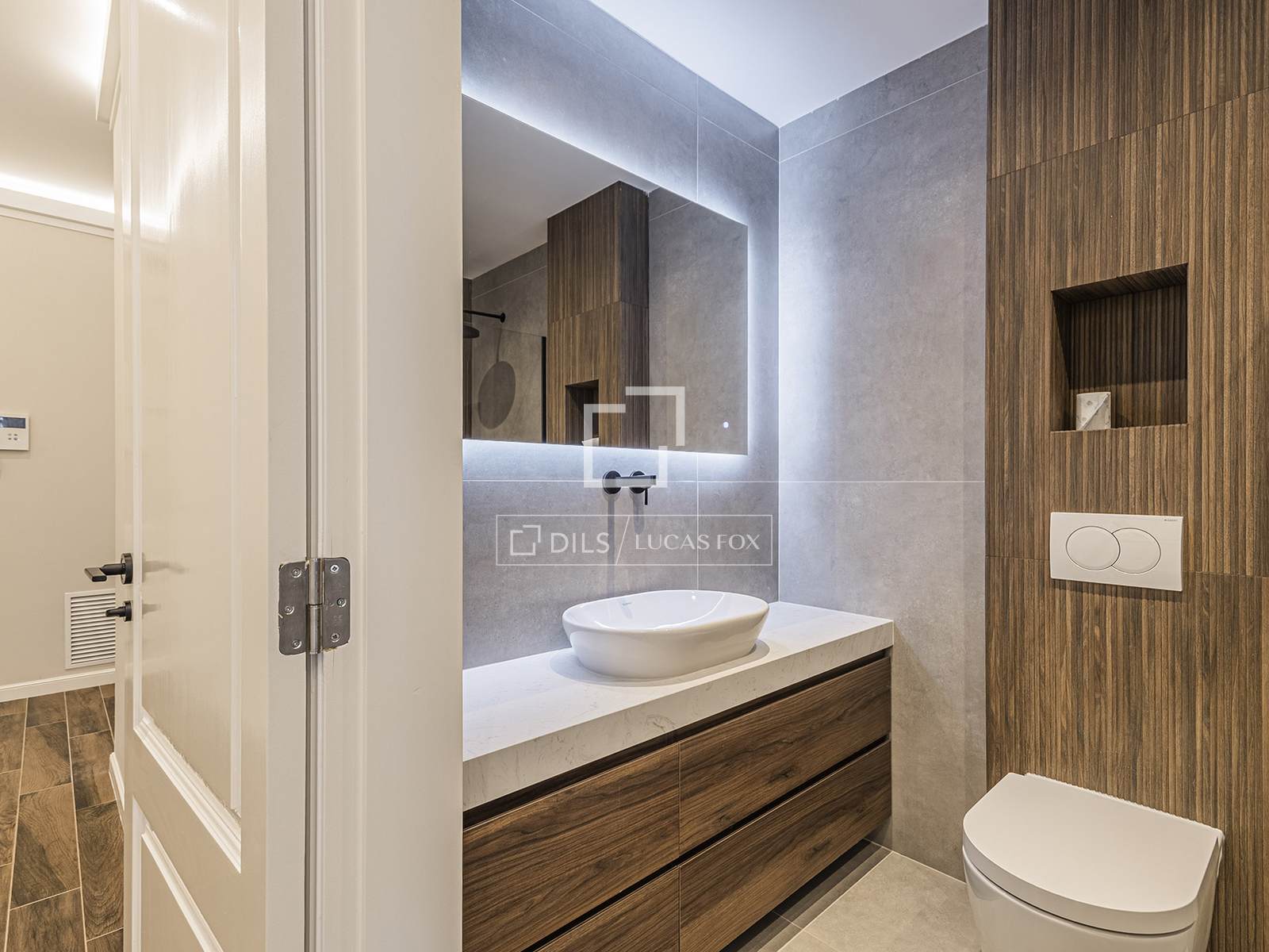Wohnung in Barcelona, Spanien 3 Schlafzimmer, 119 m2 Nr. 164883