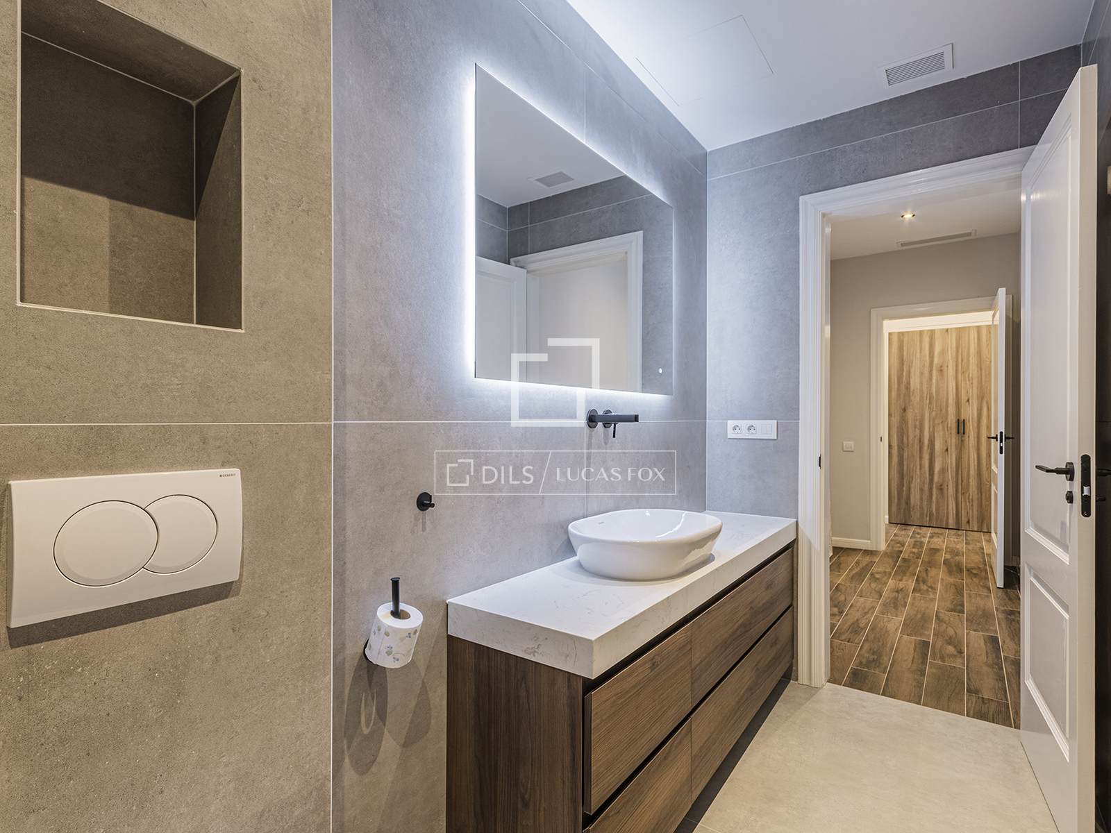 Wohnung in Barcelona, Spanien 3 Schlafzimmer, 119 m2 Nr. 164883