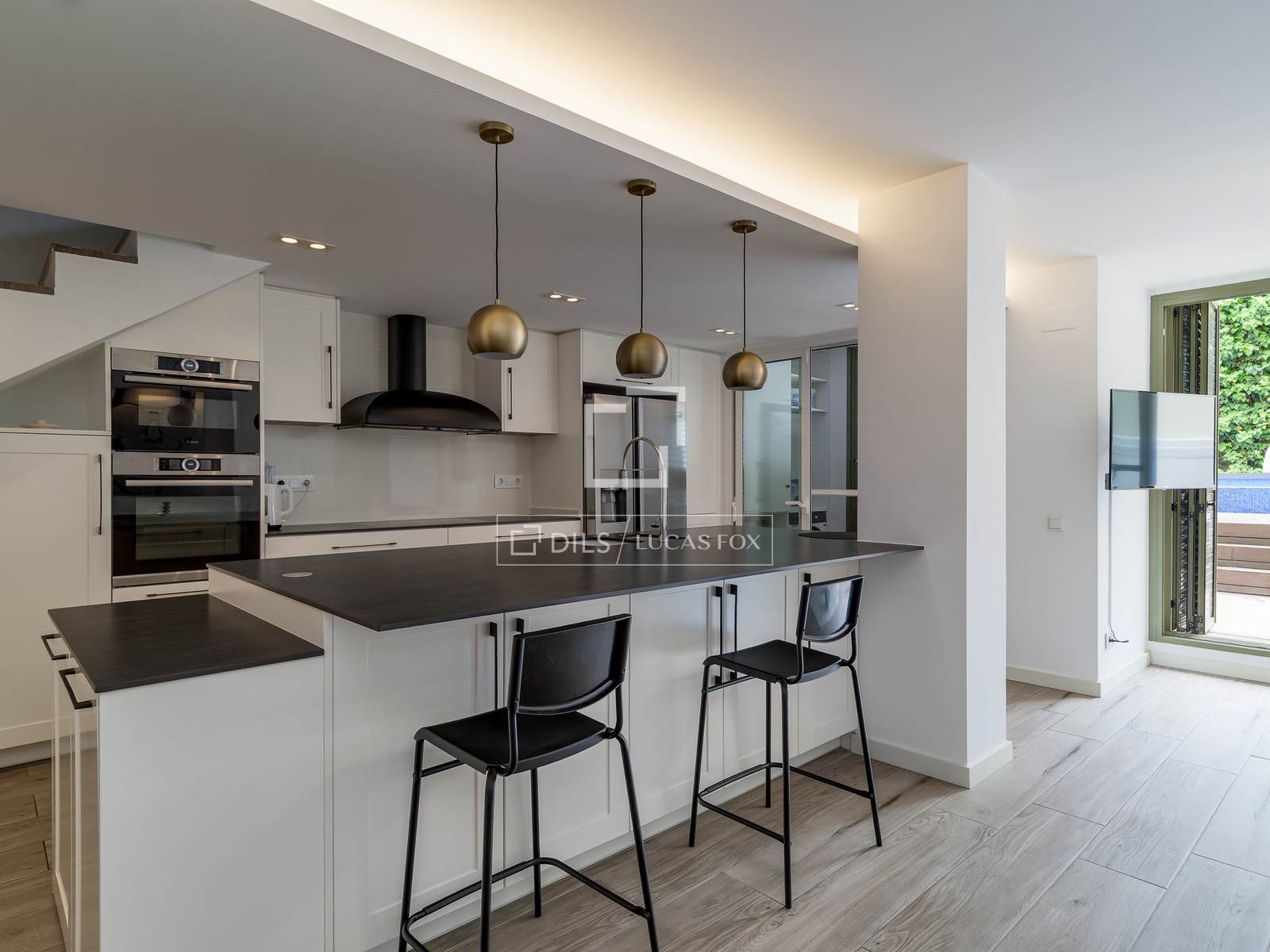 Apartamento en Barcelona, España 3 dormitorios, 135 m2 No. 164881
