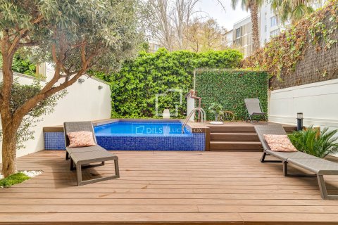 Dzīvoklis Barcelona, Spānijā 3 istabas, 135 m2 Nr. 164881