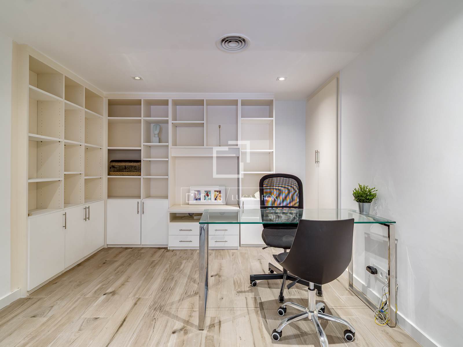 Apartamento en Barcelona, España 3 dormitorios, 135 m2 No. 164881
