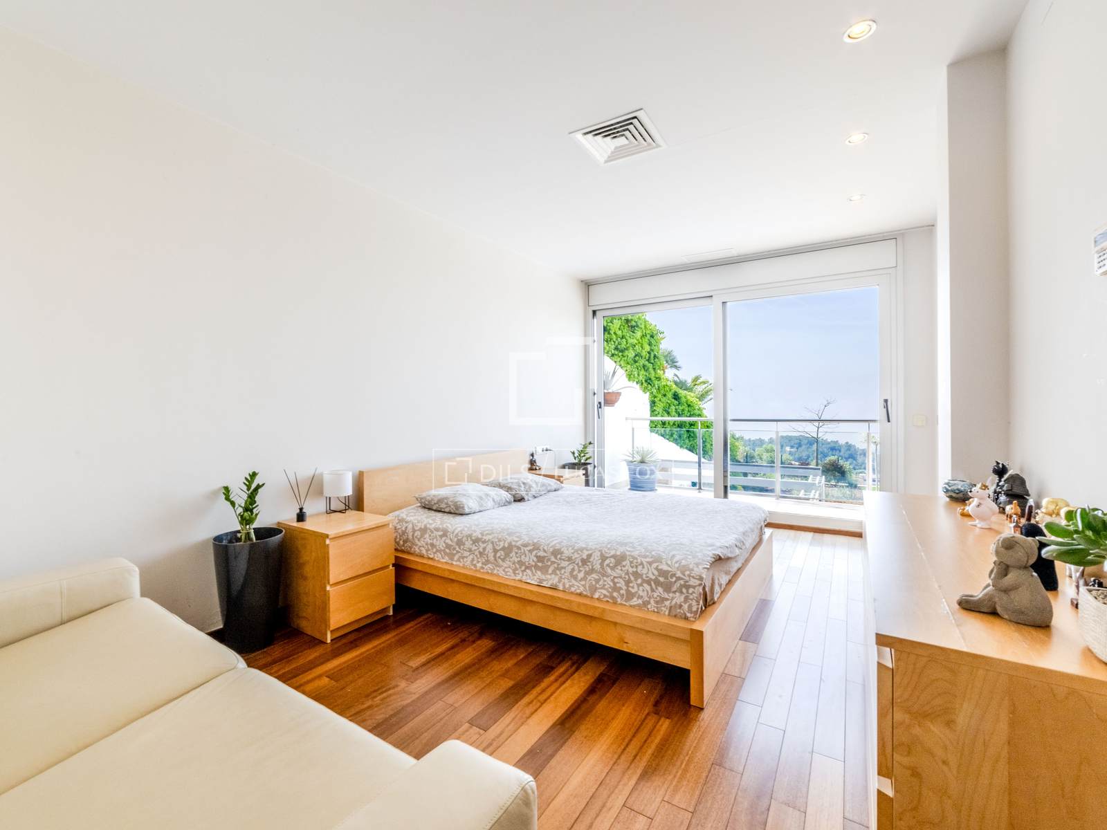 Villa in Sitges, Barcelona, Spanien 5 Schlafzimmer, 448 m2 Nr. 164886