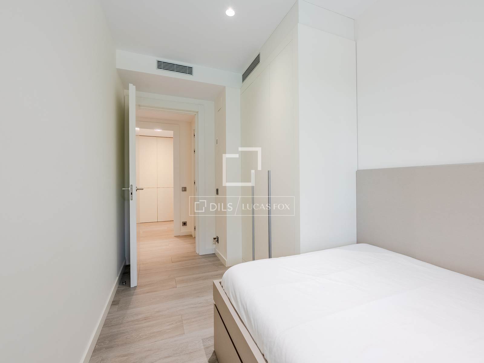 Apartment à Esplugues de Llobregat, Barcelona, Espagne 3 chambres, 120 m2 No. 164882