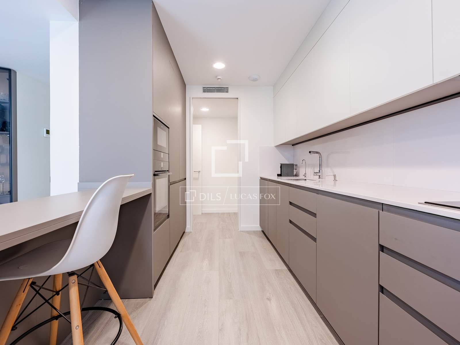 Apartment à Esplugues de Llobregat, Barcelona, Espagne 3 chambres, 120 m2 No. 164882