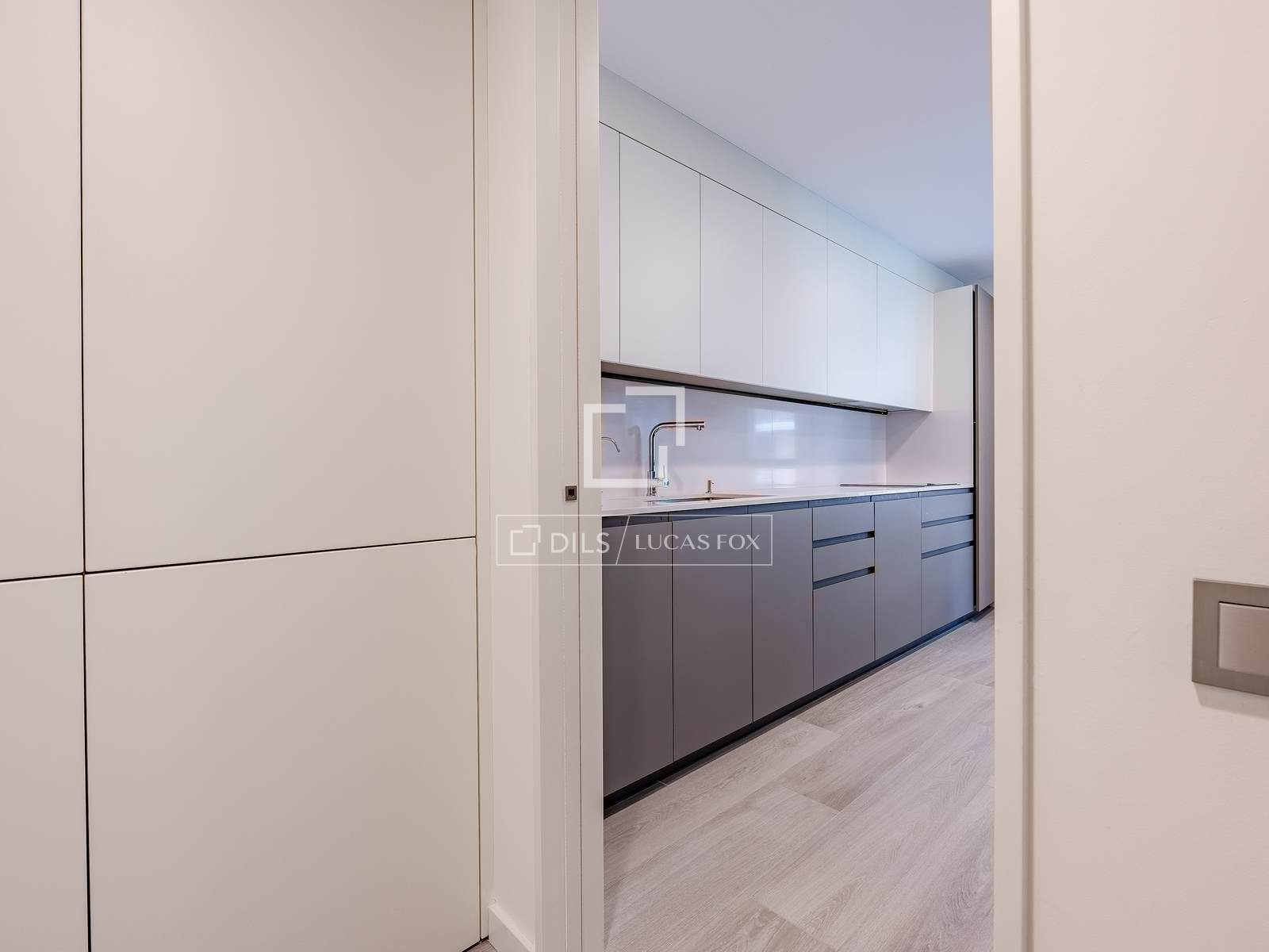 Apartment à Esplugues de Llobregat, Barcelona, Espagne 3 chambres, 120 m2 No. 164882
