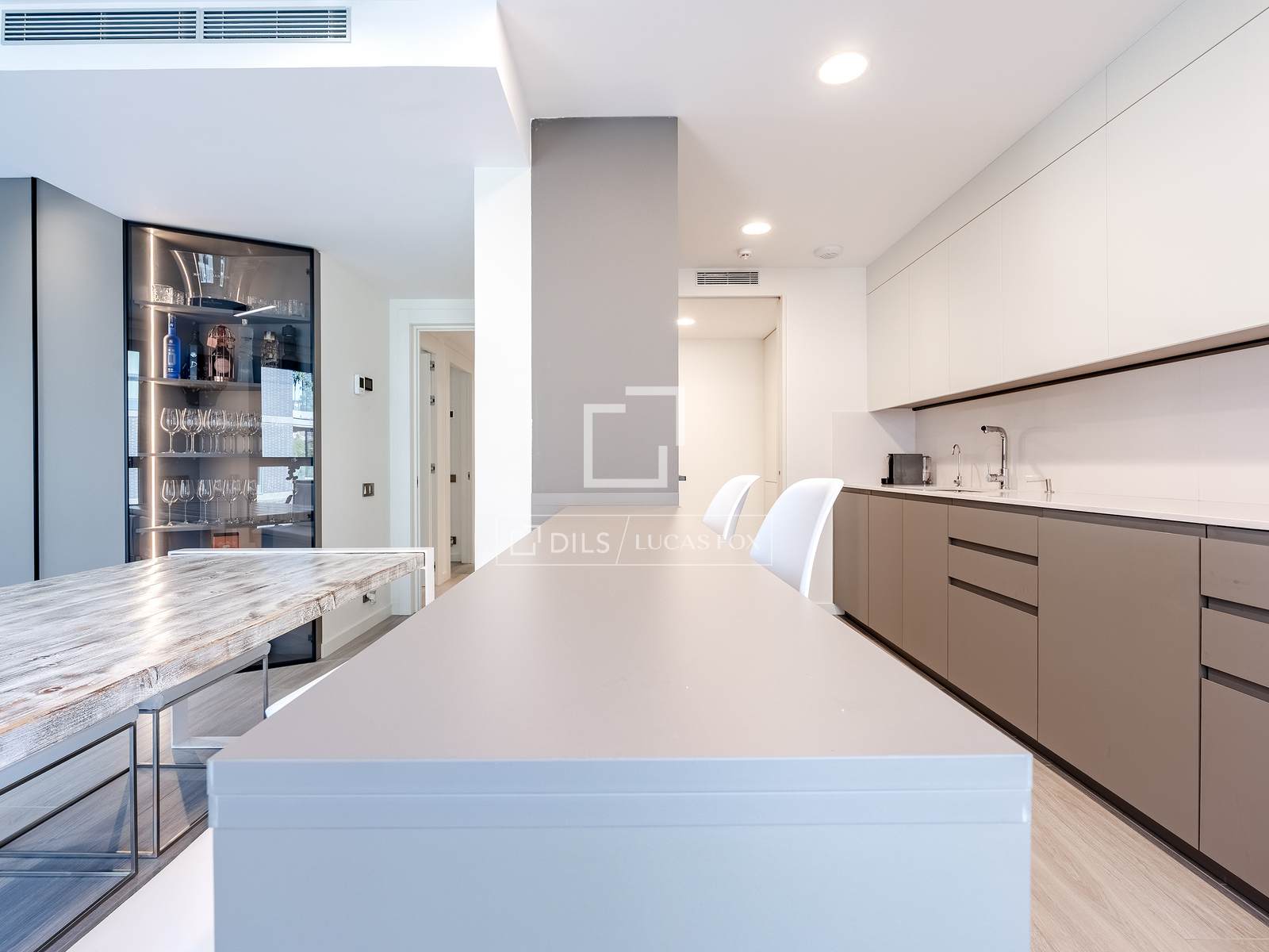 Apartment à Esplugues de Llobregat, Barcelona, Espagne 3 chambres, 120 m2 No. 164882