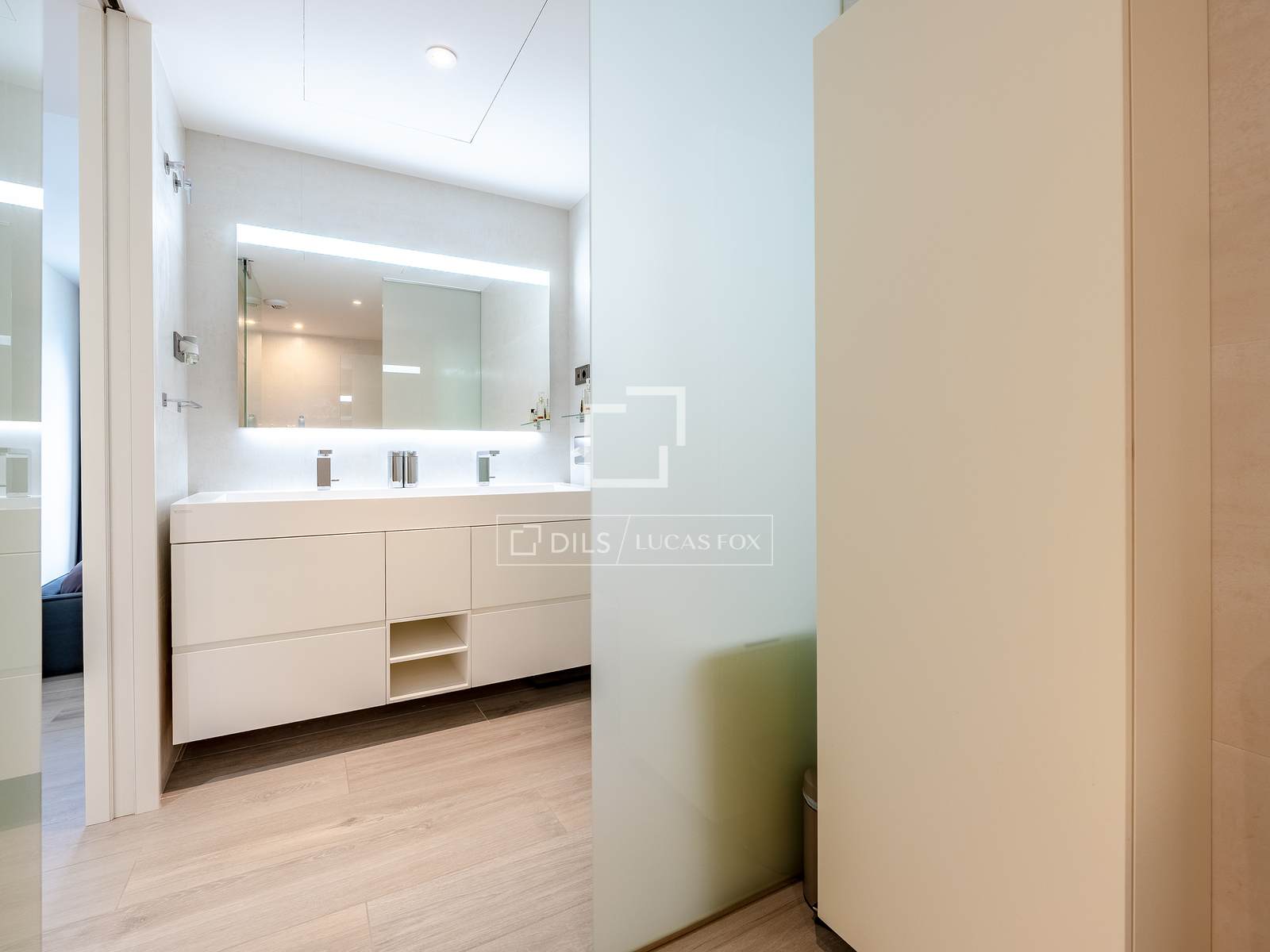 Apartment à Esplugues de Llobregat, Barcelona, Espagne 3 chambres, 120 m2 No. 164882