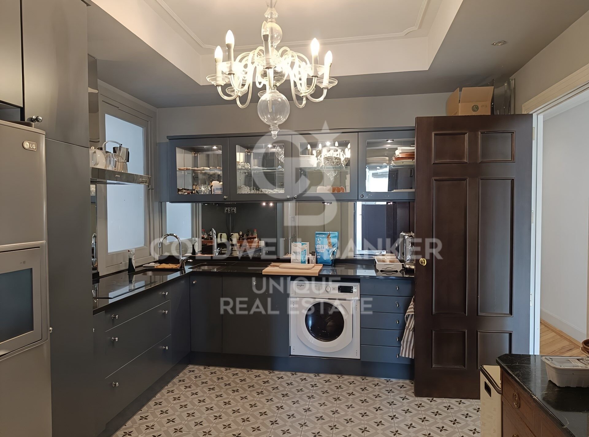Apartment à Madrid, Espagne 3 chambres, 115 m2 No. 179055