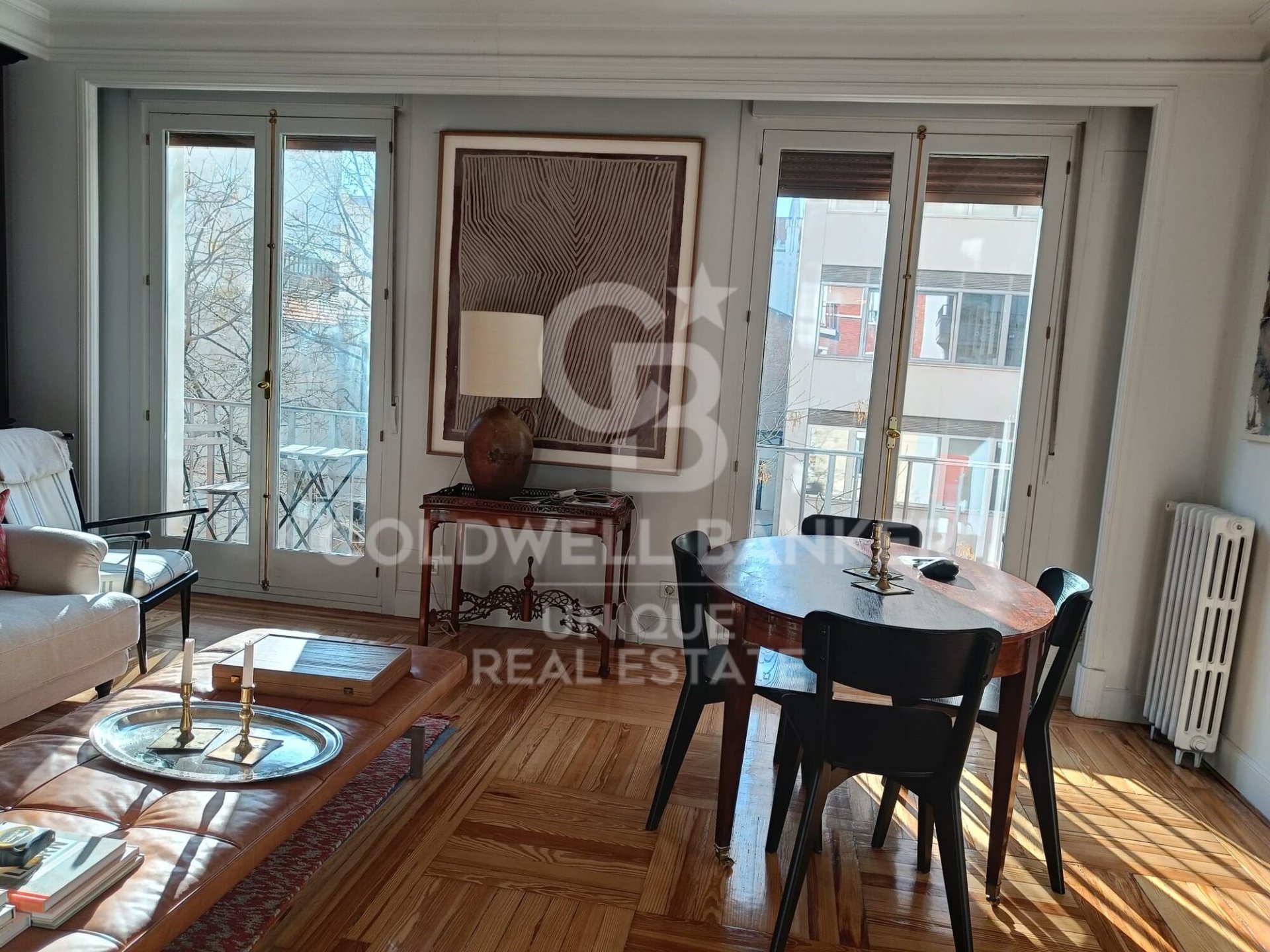 Apartment à Madrid, Espagne 3 chambres, 115 m2 No. 179055