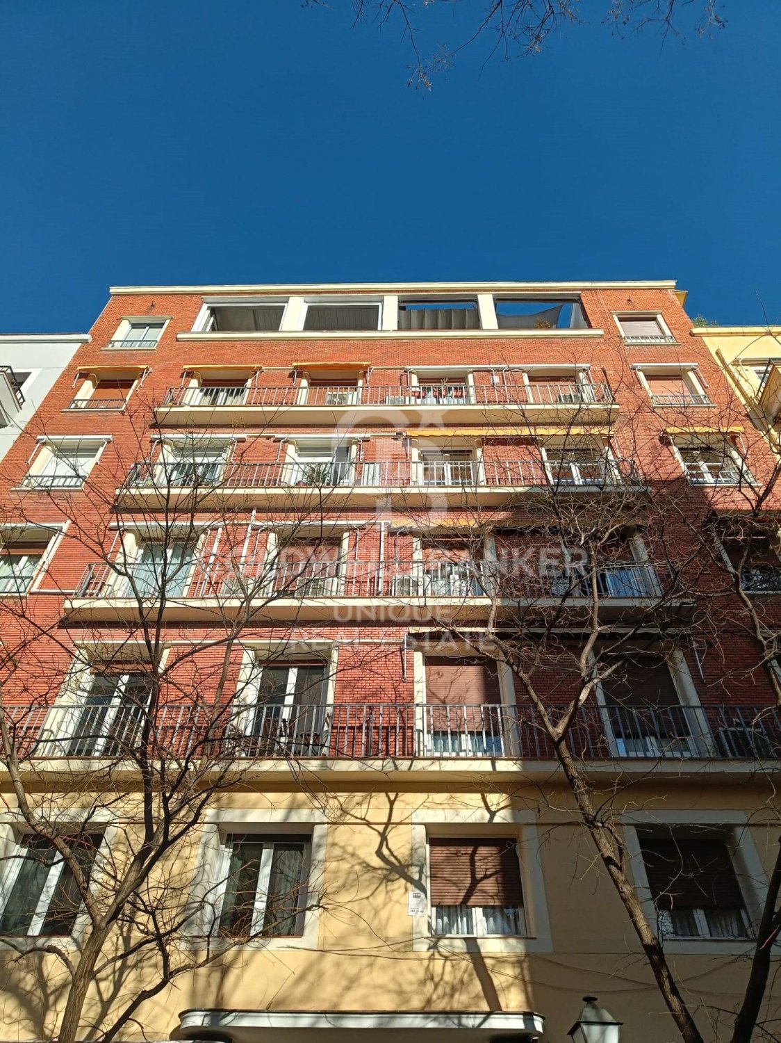 Apartment à Madrid, Espagne 3 chambres, 115 m2 No. 179055