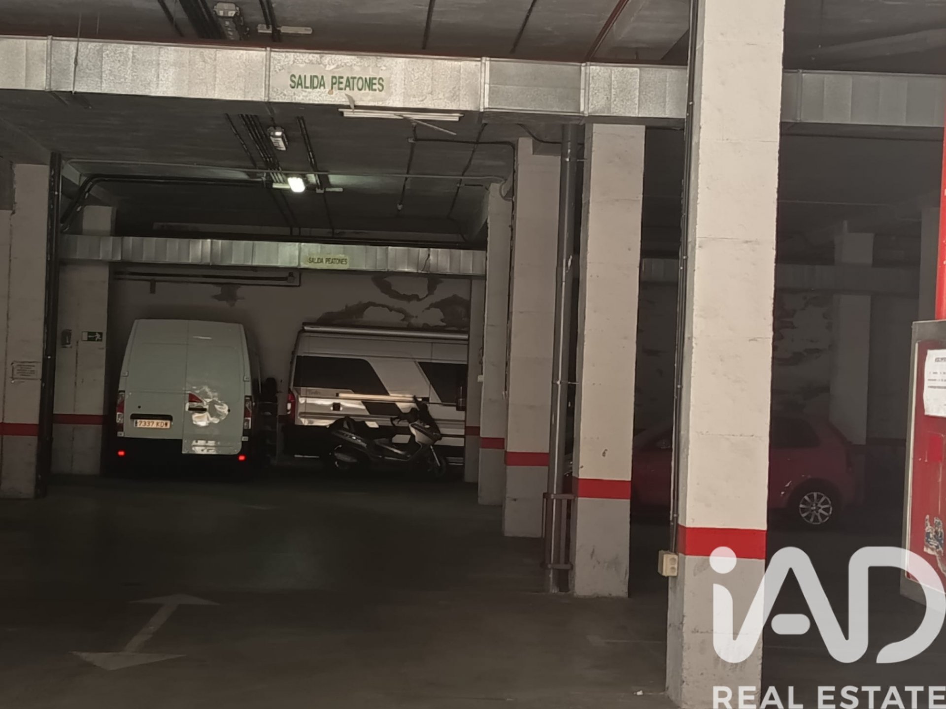 Autotallit Madrid, Espanja 14.5 m2 No. 184707