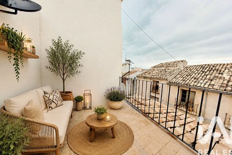 House in Jijona, Alicante, Spain 5 bedrooms, 157 sq.m. No. 184711