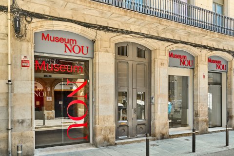 Liikekiinteistö Barcelona, Espanja 20 makuuhuonetta, 1250 m2 No. 133544