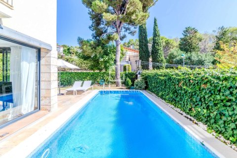 Willa w Sitges, Barcelona, Hiszpania 4 sypialnie, 217 mkw. nr 150365
