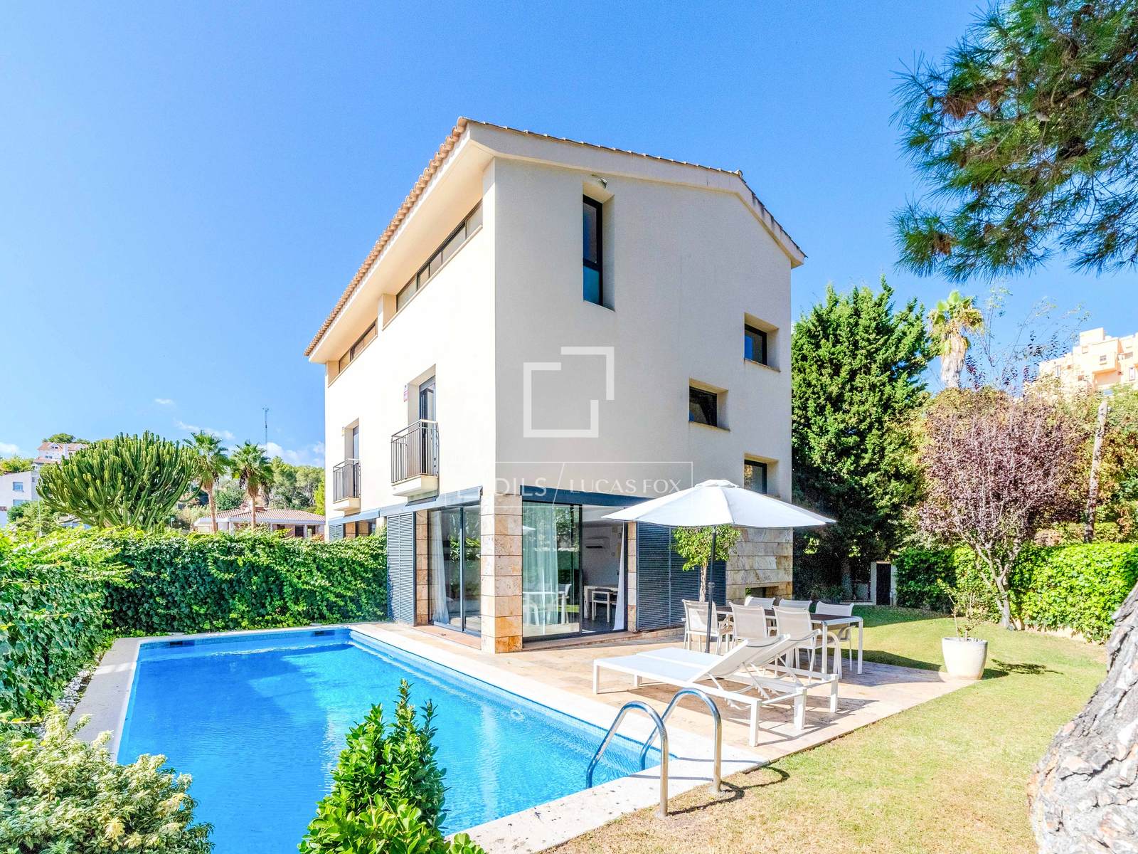 Villa in Sitges, Barcelona, Spanien 4 Schlafzimmer, 217 m2 Nr. 150365