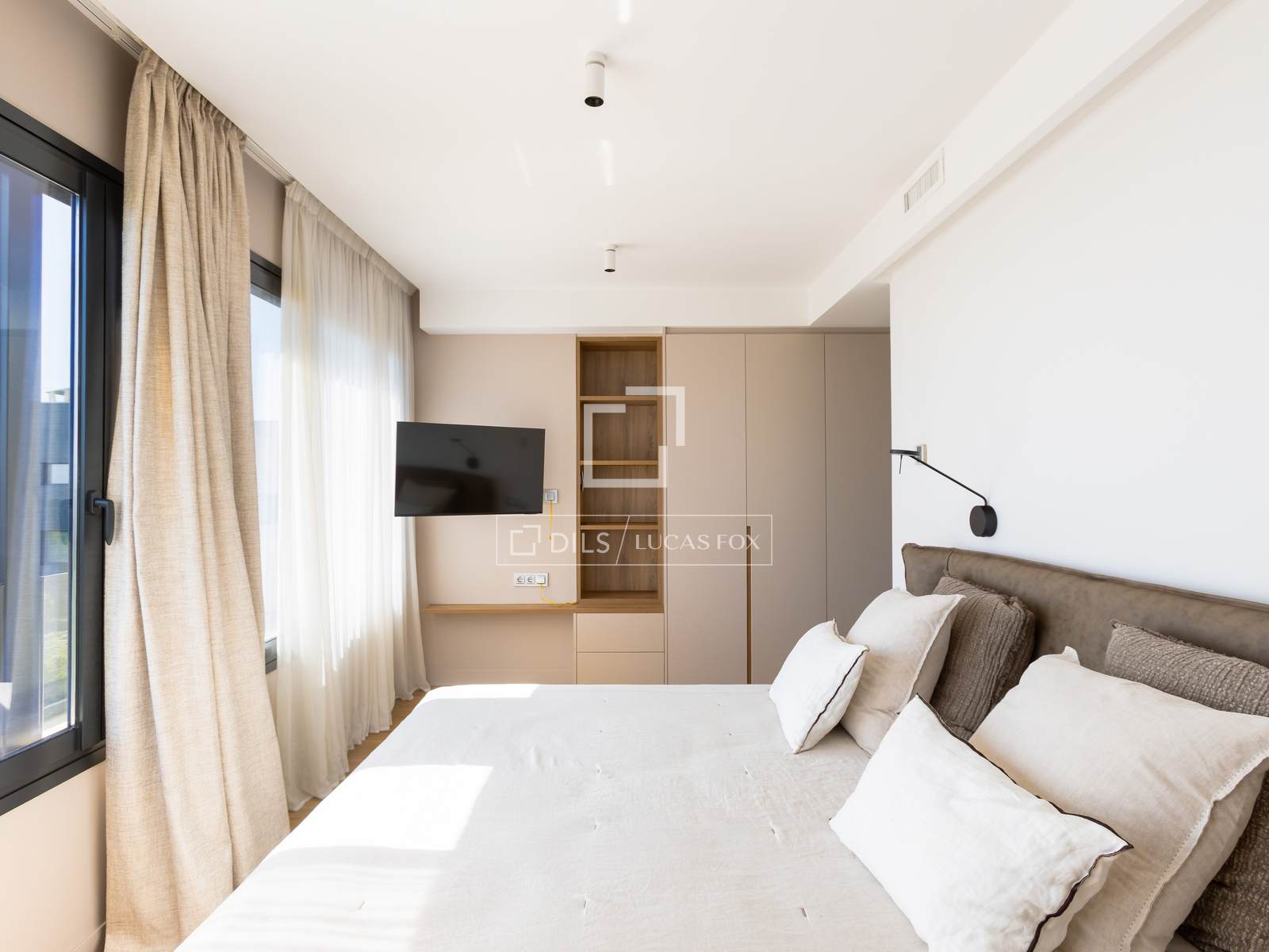 Villa à Montgat, Barcelona, Espagne 6 chambres, 355 m2 No. 150367