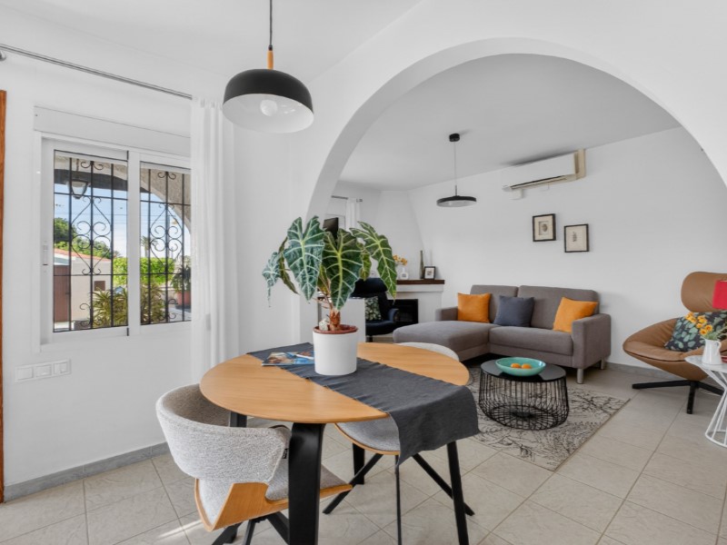 Villa à Torrevieja, Alicante, Espagne 3 chambres,  No. 189360