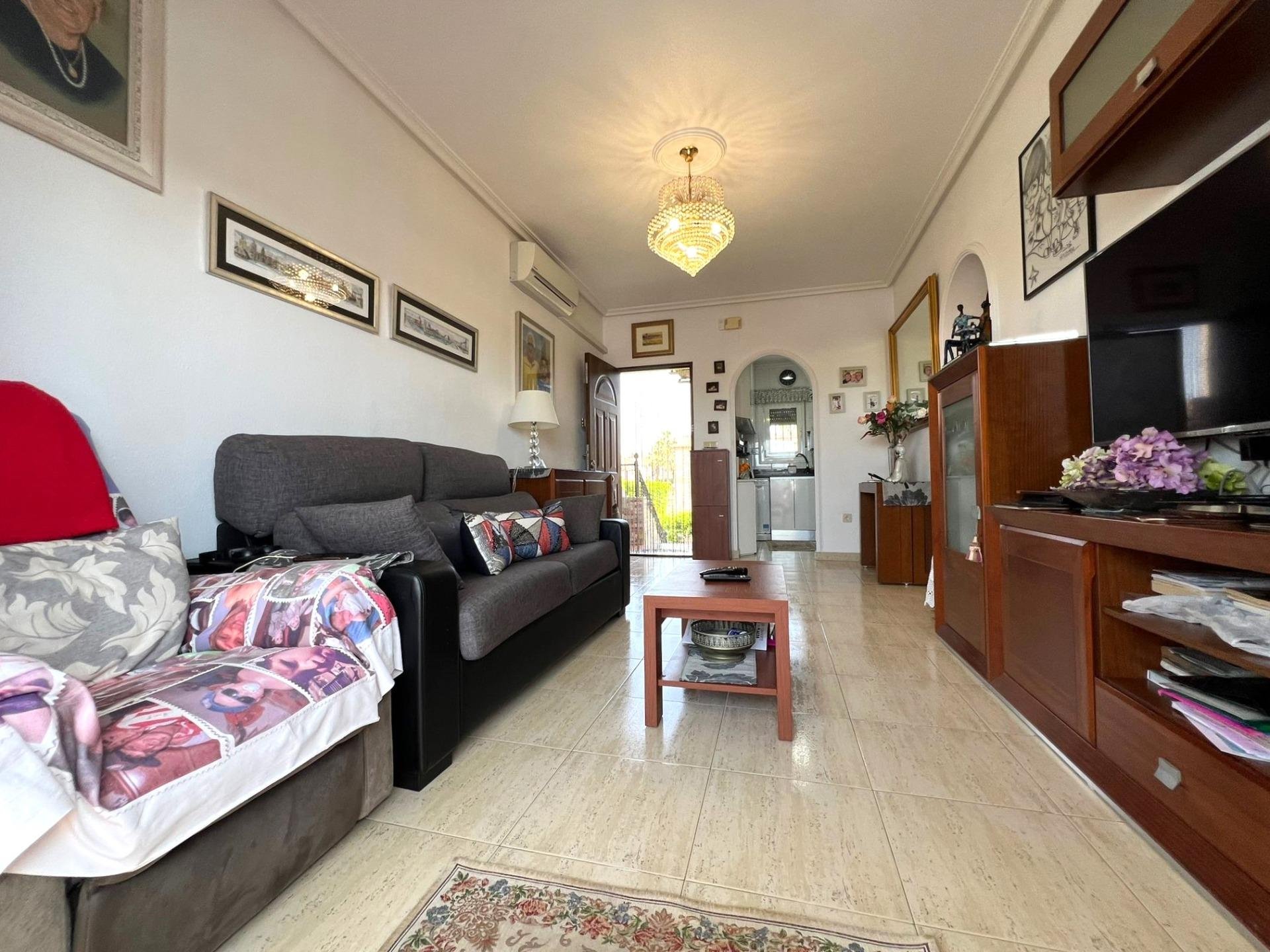 Bungalow i Torrevieja, Alicante, Spanien 2 sovrum, 55 kvm. Nr. 189362