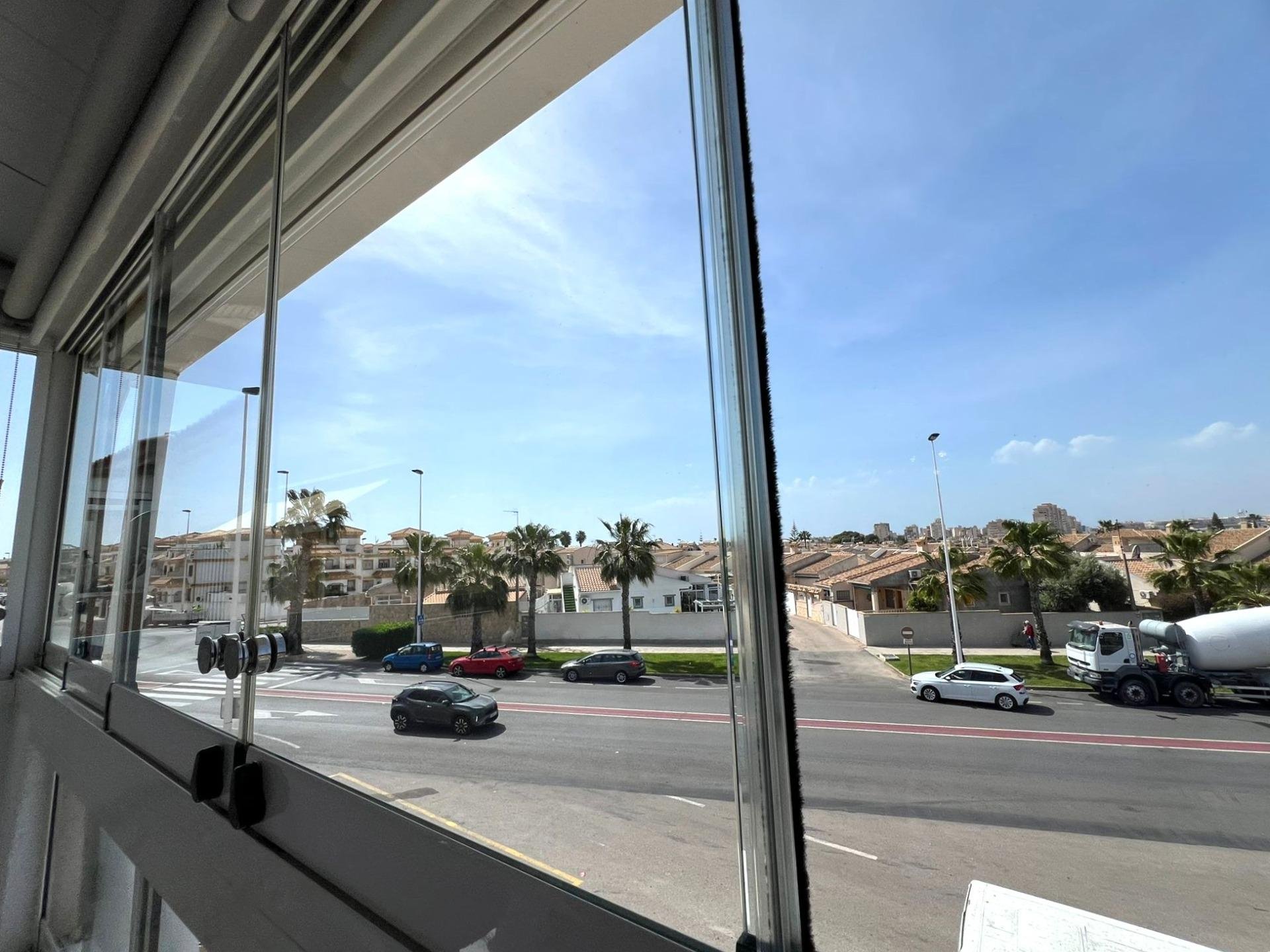Bungalow i Torrevieja, Alicante, Spanien 2 sovrum, 55 kvm. Nr. 189362