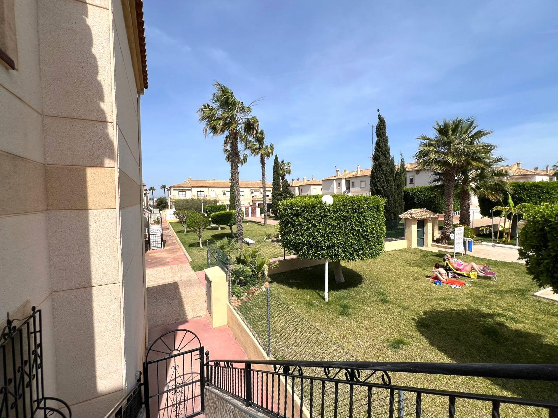 Bungalow i Torrevieja, Alicante, Spanien 2 sovrum, 55 kvm. Nr. 189362
