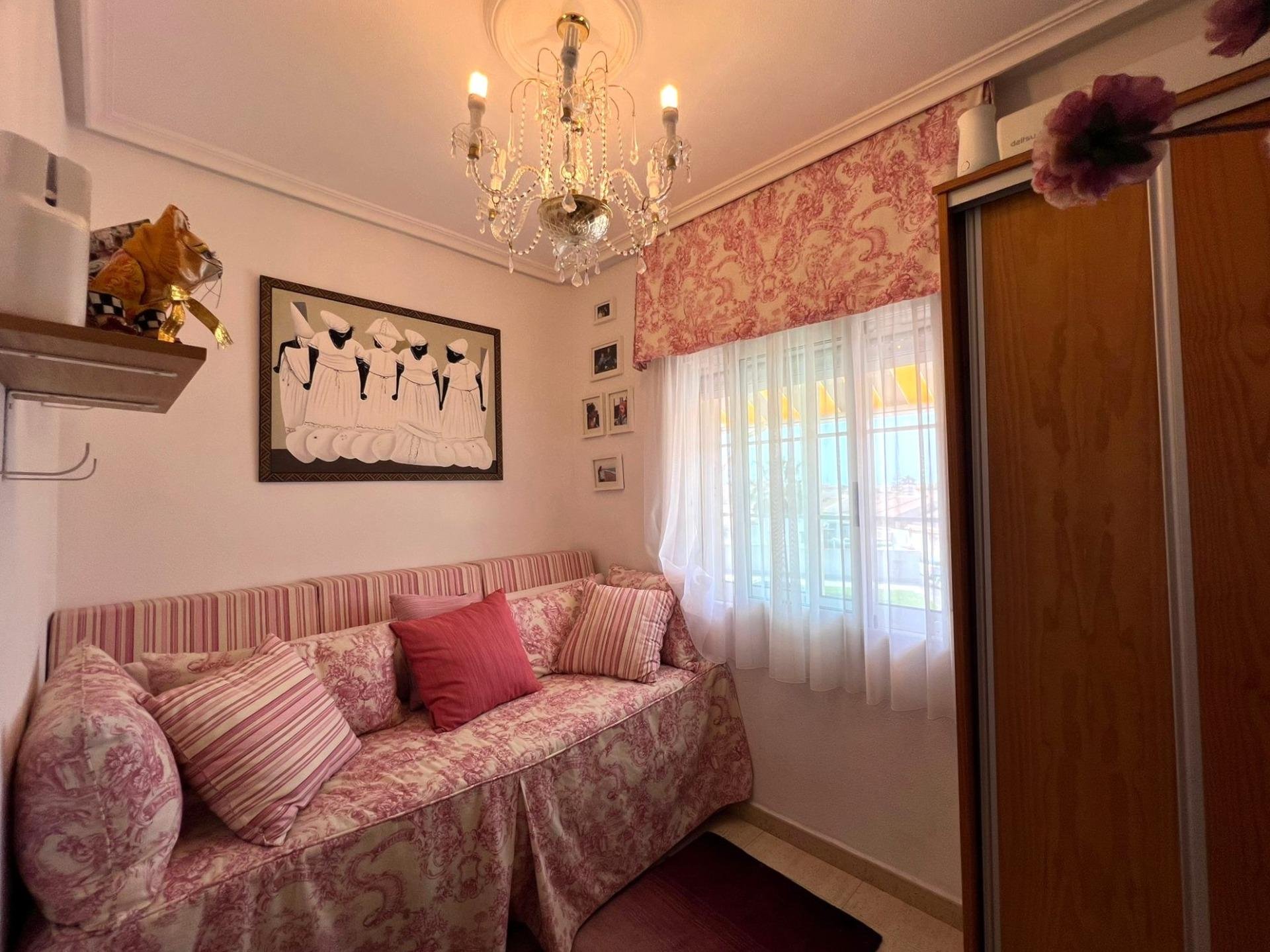 Bungalow i Torrevieja, Alicante, Spanien 2 sovrum, 55 kvm. Nr. 189362