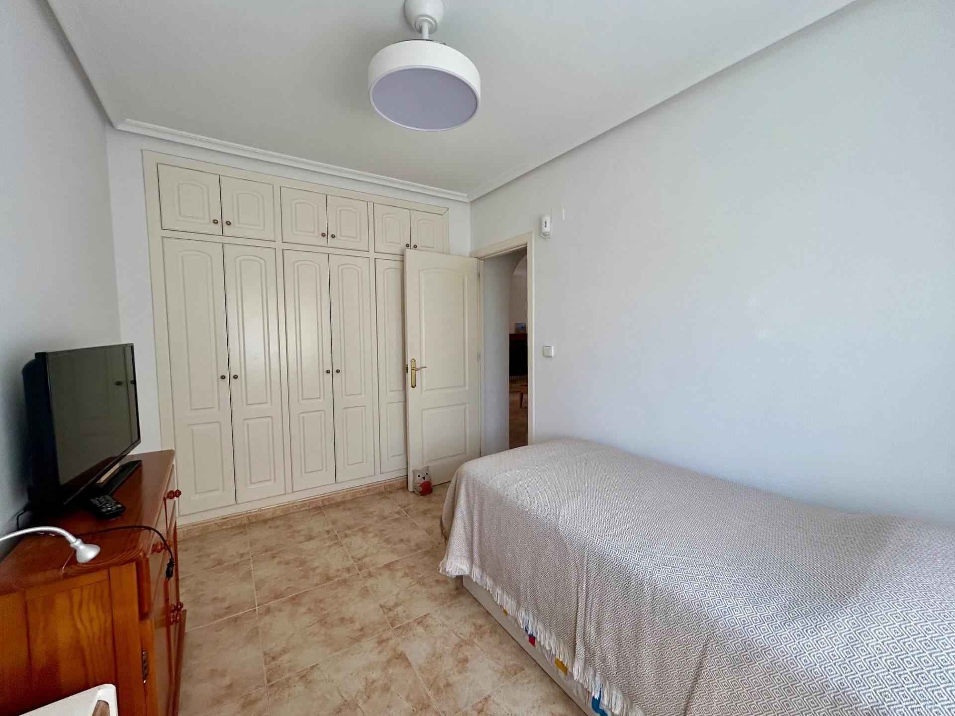 Villa à Torrevieja, Alicante, Espagne 3 chambres, 115 m2 No. 189358