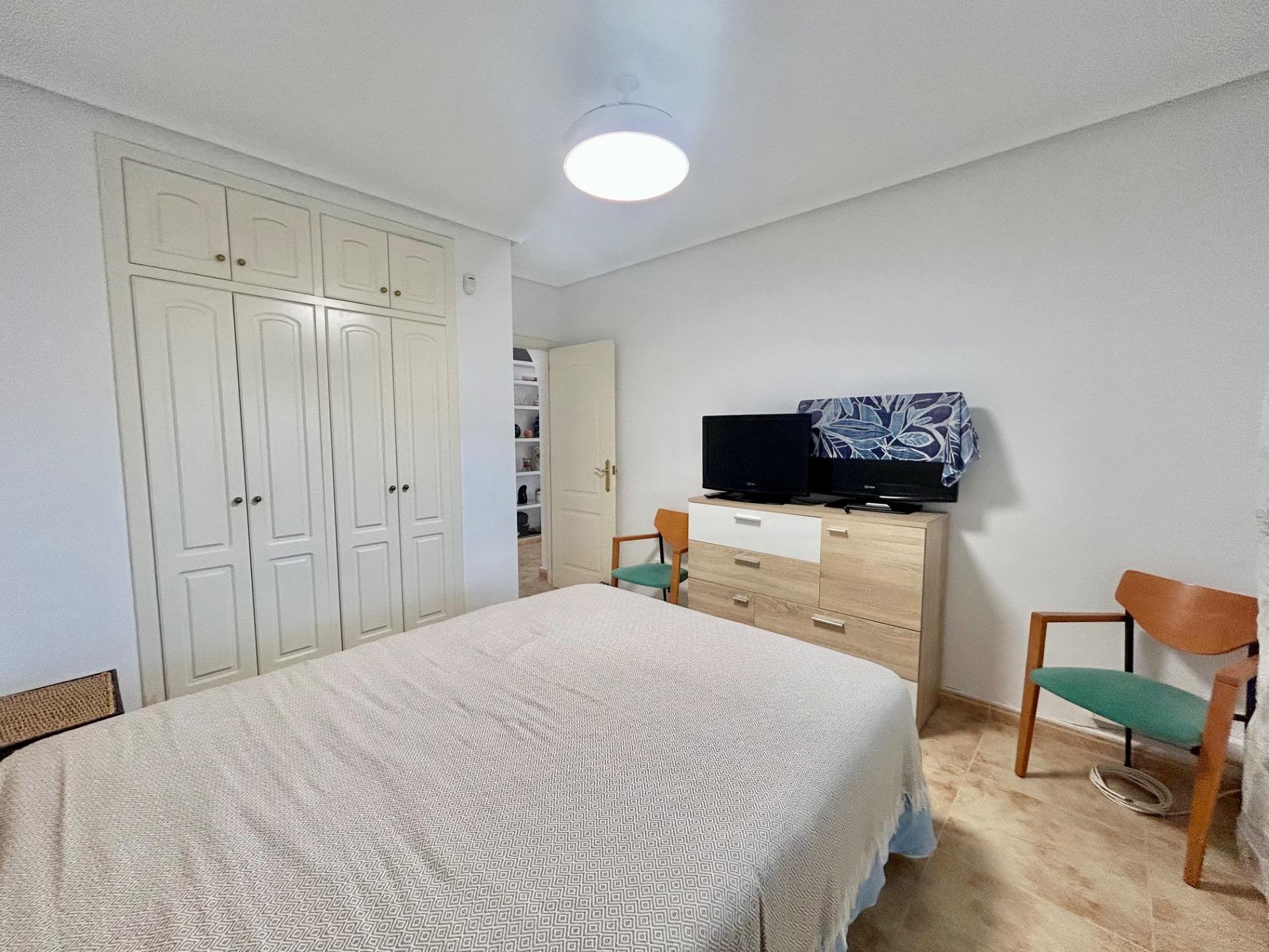 Villa à Torrevieja, Alicante, Espagne 3 chambres, 115 m2 No. 189358