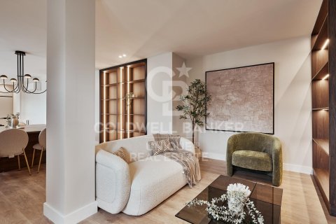 Appartamento a Madrid, Spagna 3 camere da letto, 142 mq. N° 179149