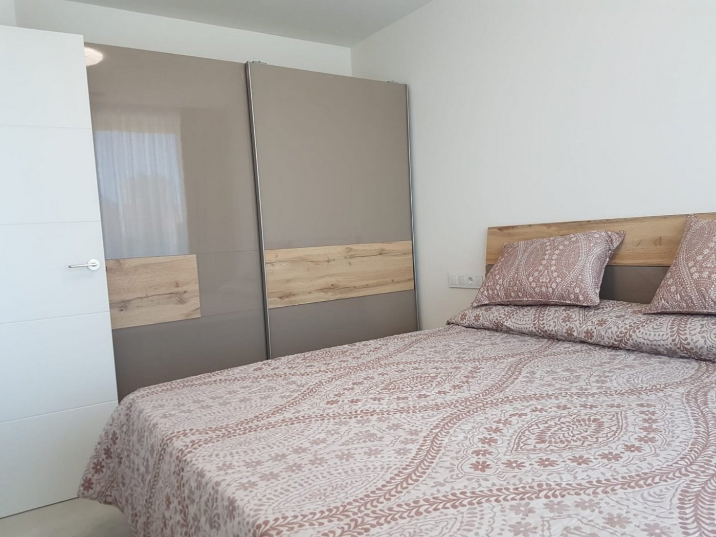 Lägenhet i Cala De Finestrat, Alicante, Spanien 1 sovrum, 76 kvm. Nr. 76086