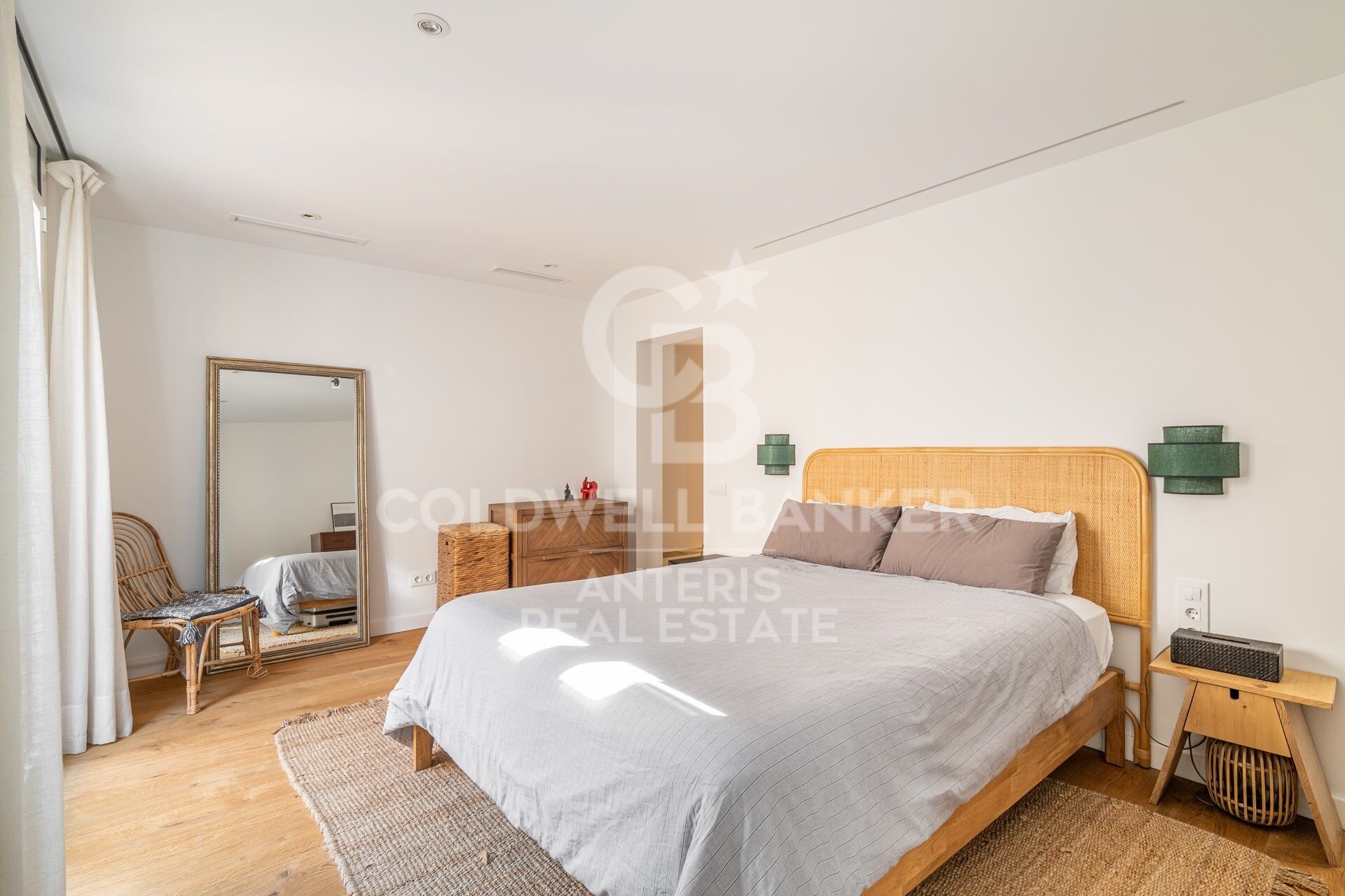 Kattohuoneisto Barcelona, Espanja 2 makuuhuonetta, 172 m2 No. 157338