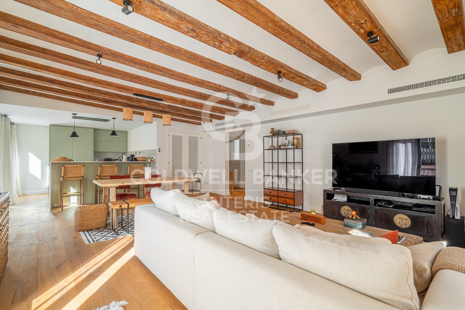 Kattohuoneisto Barcelona, Espanja 2 makuuhuonetta, 172 m2 No. 157338