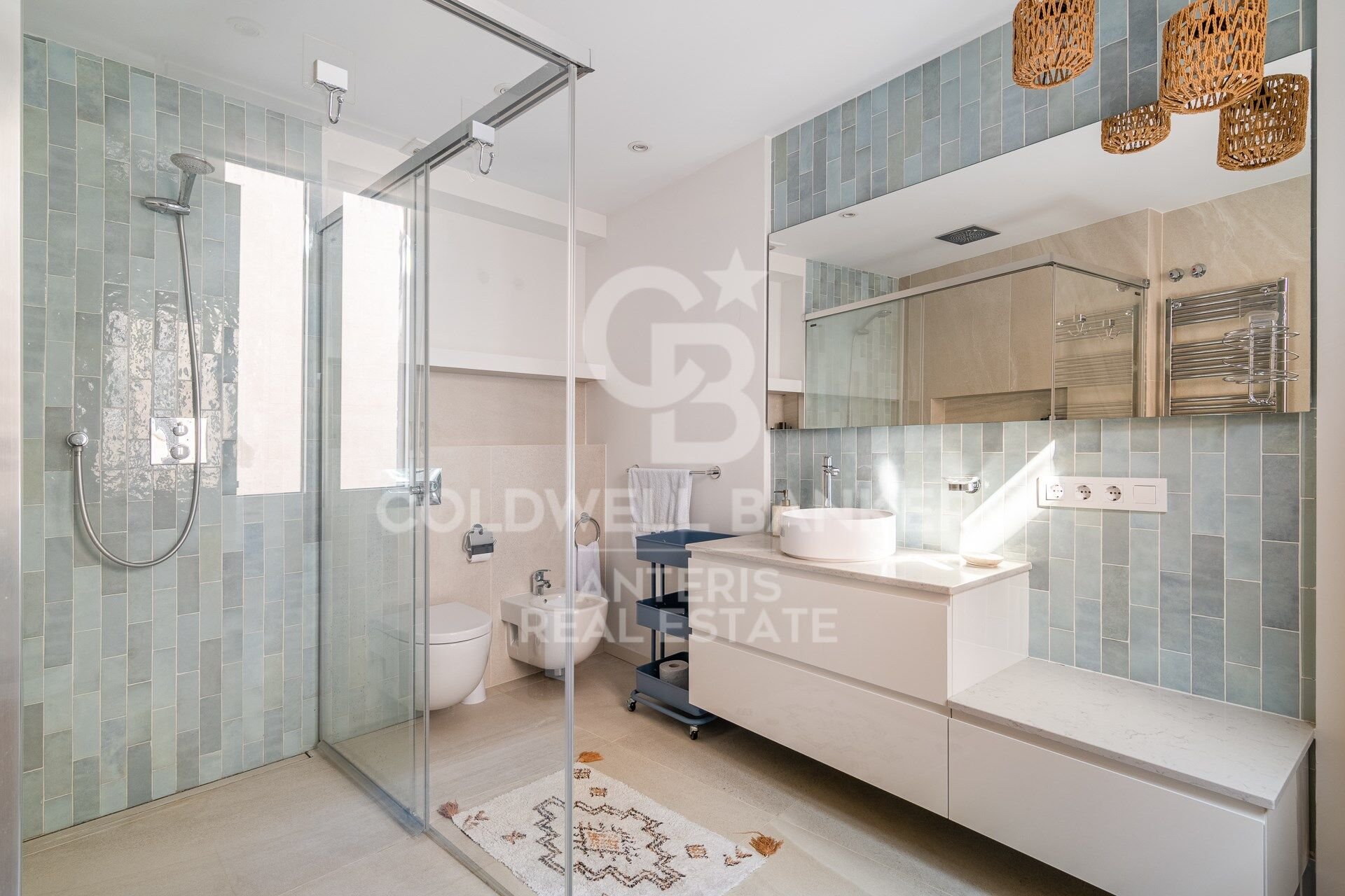 Kattohuoneisto Barcelona, Espanja 2 makuuhuonetta, 172 m2 No. 157338