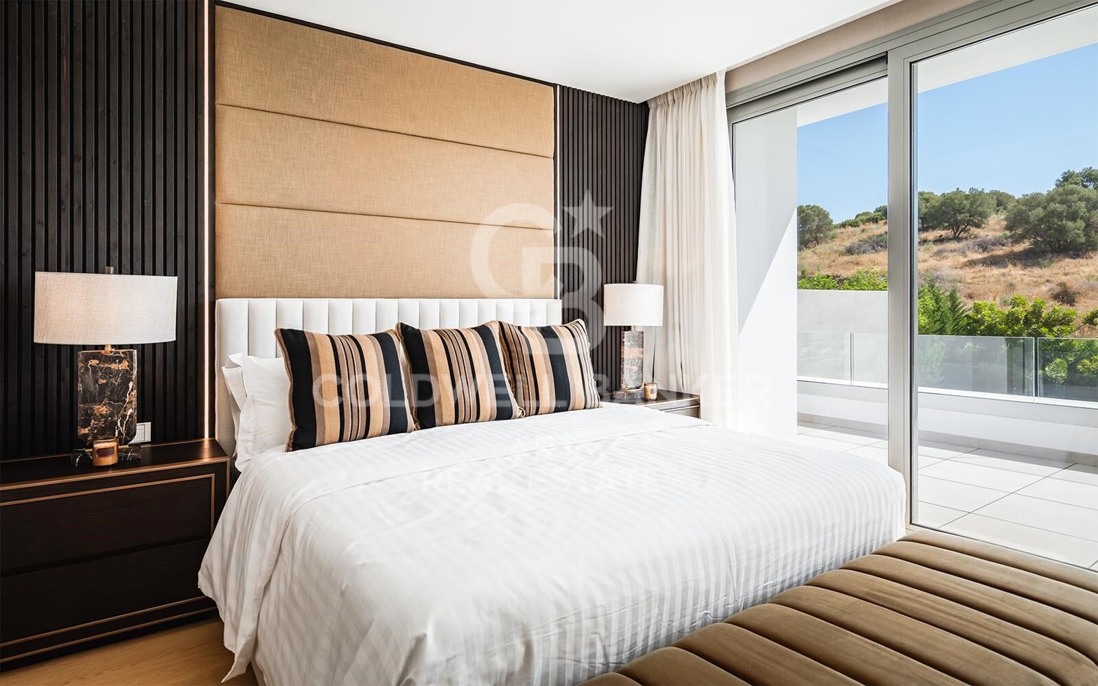 Willa w Marbella, Malaga, Hiszpania 5 sypialni,  nr 157340